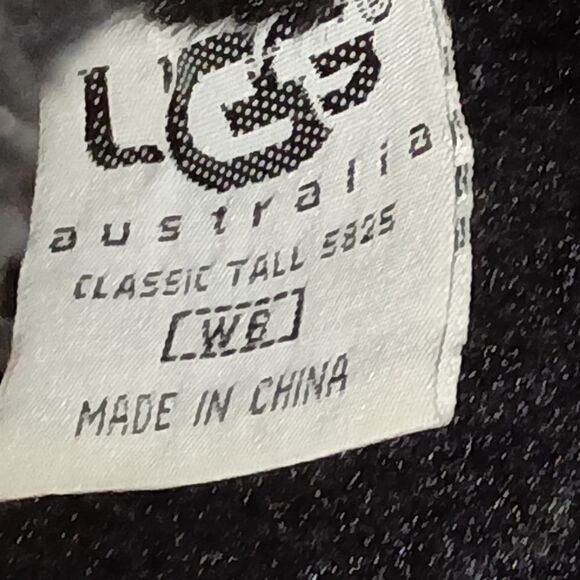 Ugg Classic Short Boot US Sz 7 Black Suede Wool Sheepskin Y2K Bootie Womens - Picture 2 of 16